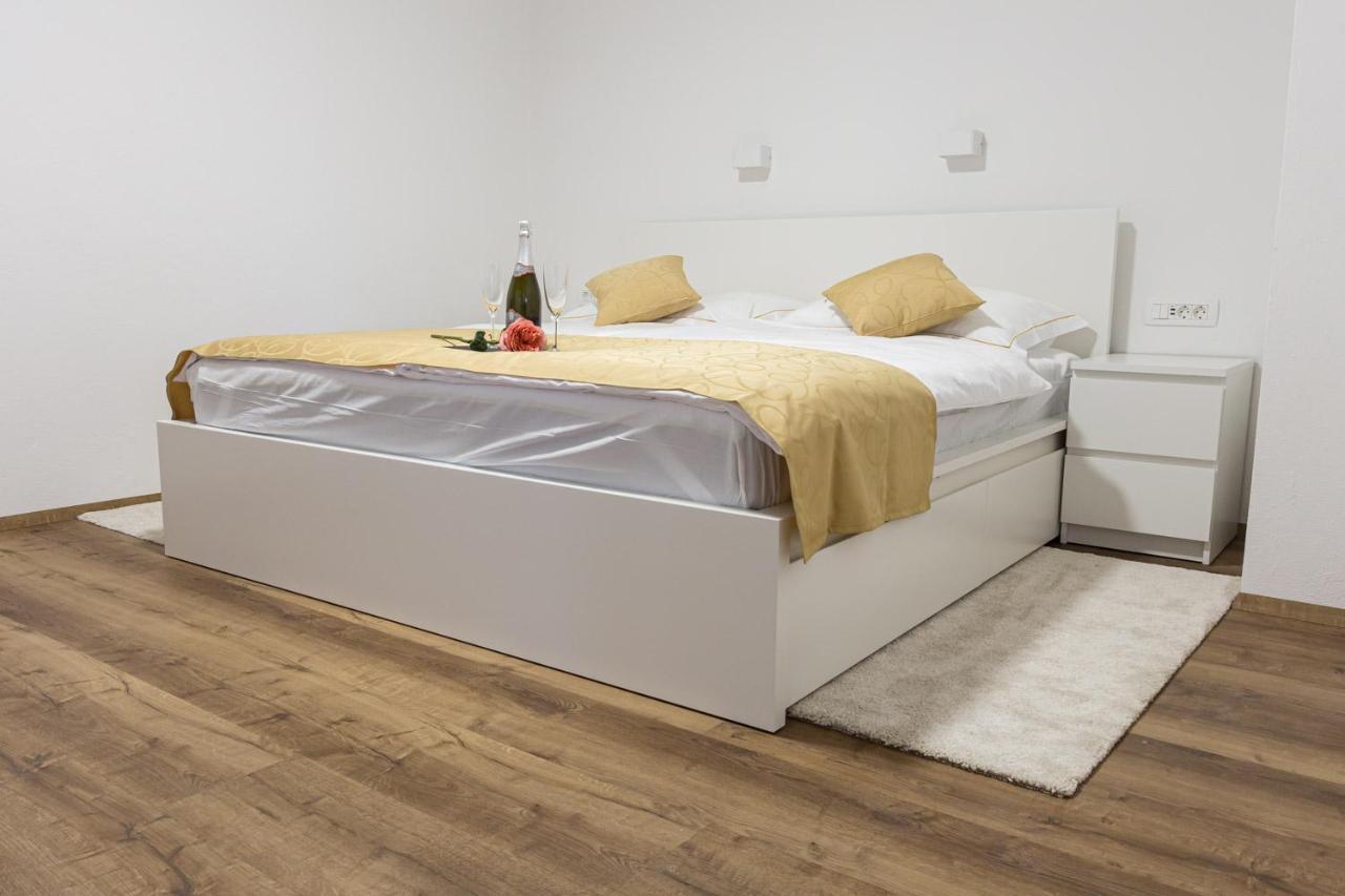 Inin Apartments Блед Экстерьер фото